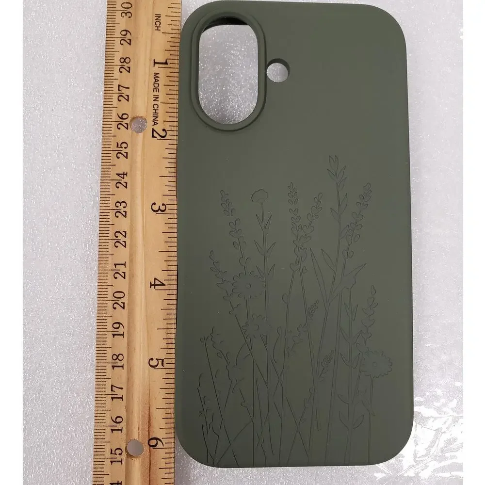 Floral Engraved Slim Protective Case for iPhone 16 Olive / Forest Green